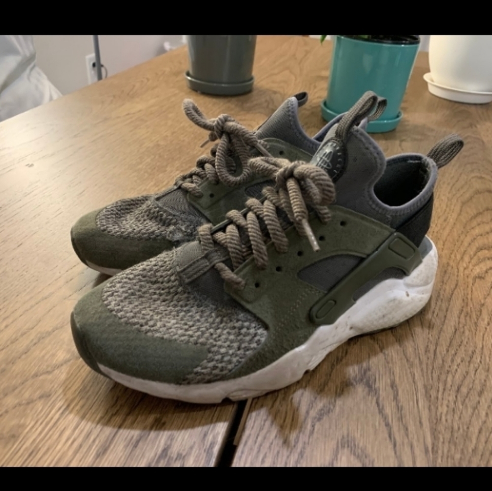 Air Huarache Run Ultra